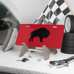 Tabliczka znamionowa Buffalo w kolorze czerwonym i czarnym dla miłośników Buffalo, prezenty z Buffalo