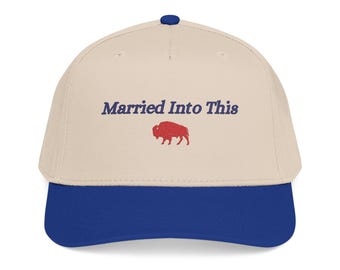 Gorra de béisbol de perfil medio con el logo de Buffalo Football bordado.