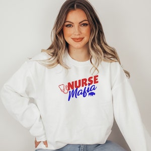 Buffalo verpleegkundige, verpleegkundige maffia, Buffalo verpleegkundige cadeau, Buffalo NY Unisex zware mix sweater met ronde hals voor Buffalo verpleegkundigen