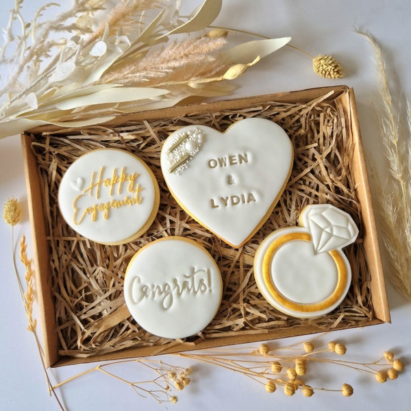 Engagement Biscuits | engagement cookies | wedding cookies | engagement gift