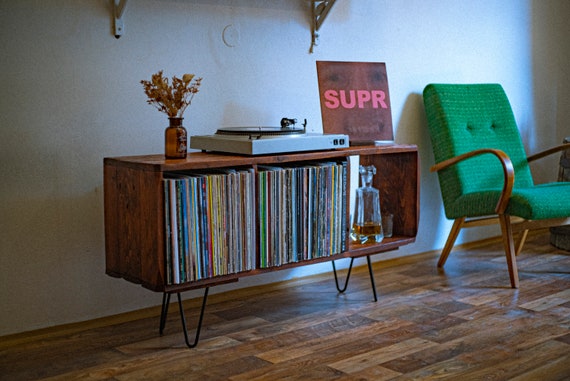 Bricolaje: muebles retro para tocadiscos y discos