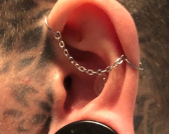 Ear Chain, Ear piercing chain, industrial piercing/cartilage/scaffolding/helix/Tragus/daith piercing jewellery, convertible ear chain