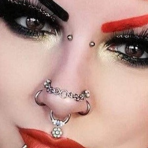 Stainless Steel Five O Ring Nose Chain - Double Nostril Piercing