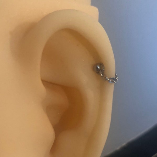 Snug Convertible Ear jacket, helix piercing, cartilage piercing, ear chain, helix jewellery,helix piercing chain, helix chain, chain earring