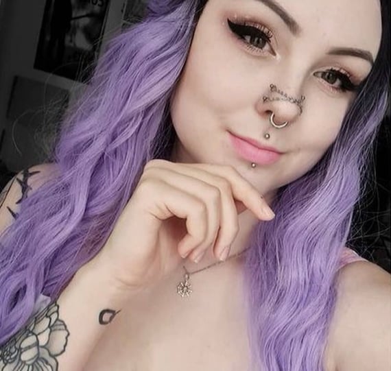 Criss cross nose ring discount