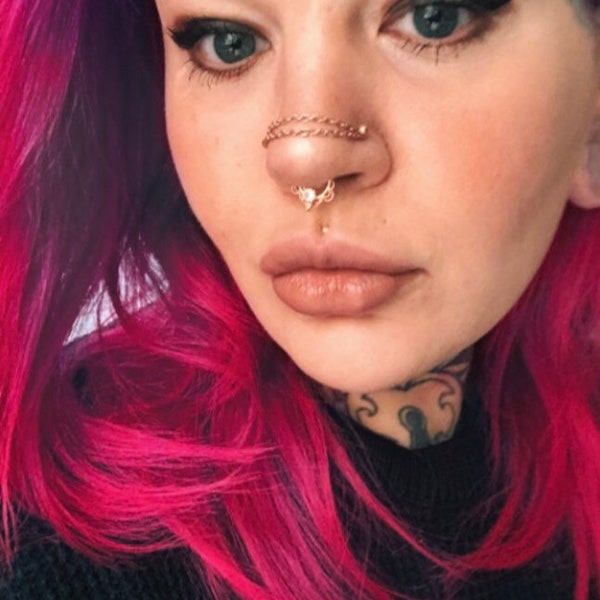 Double nose chain, nose piercing chain,nose chain, nostril chain, nasalang, nose cuff, nose piercing jewellery, nostril piercing jewellery,