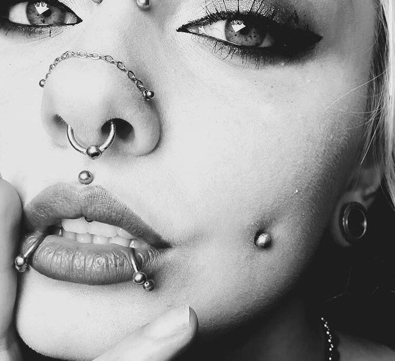 Silver nose ring with chain Clearance