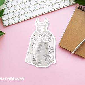 Naklejka wycinana z błyszczącą sukienką inspirowaną poezją / Naklejki poetyckie / Naklejka z miłością i poezją / Estetyczna naklejka na laptopa / Naklejka na strój epoki
