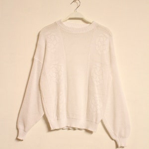 White 80s vintage crochet knit batwing jumper. Womens sweater. Knit pullover