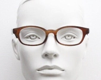 90s vintage rectangular low profile eye glasses. Transparent brown optical frames. Prescription eyeglasses. RX Spectacles. Quality NOS