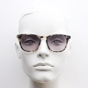 Caroline Lemke hand made sunglasses model 9091 . All time classic 60s, 50s vintage design in mottled tortoise with graduating lenses