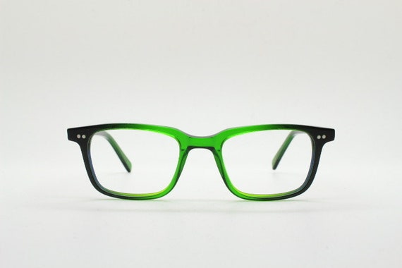 Green rectangular low profile wayfarer design eye… - image 5