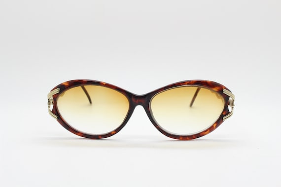 90s vintage oval cateye sunglasses. Womens honey … - image 4
