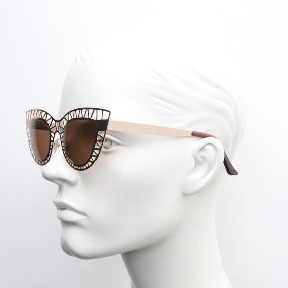 Y2K vintage metal cat eye sunglasses.  Women's ex… - image 8