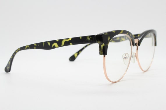 90s vintage modified cat eye glasses. Tortoise br… - image 4