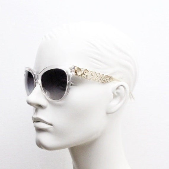 Dolce and Gabbana Oversized Cateye Sunglasses Model 4211  display picture 1