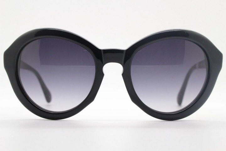Moschino Oversized 60s Design Sunglasses Model 72101SA  display picture 2
