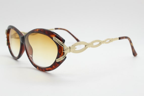 Gafas de sol cateye ovaladas vintage de los a os 90. Montura de