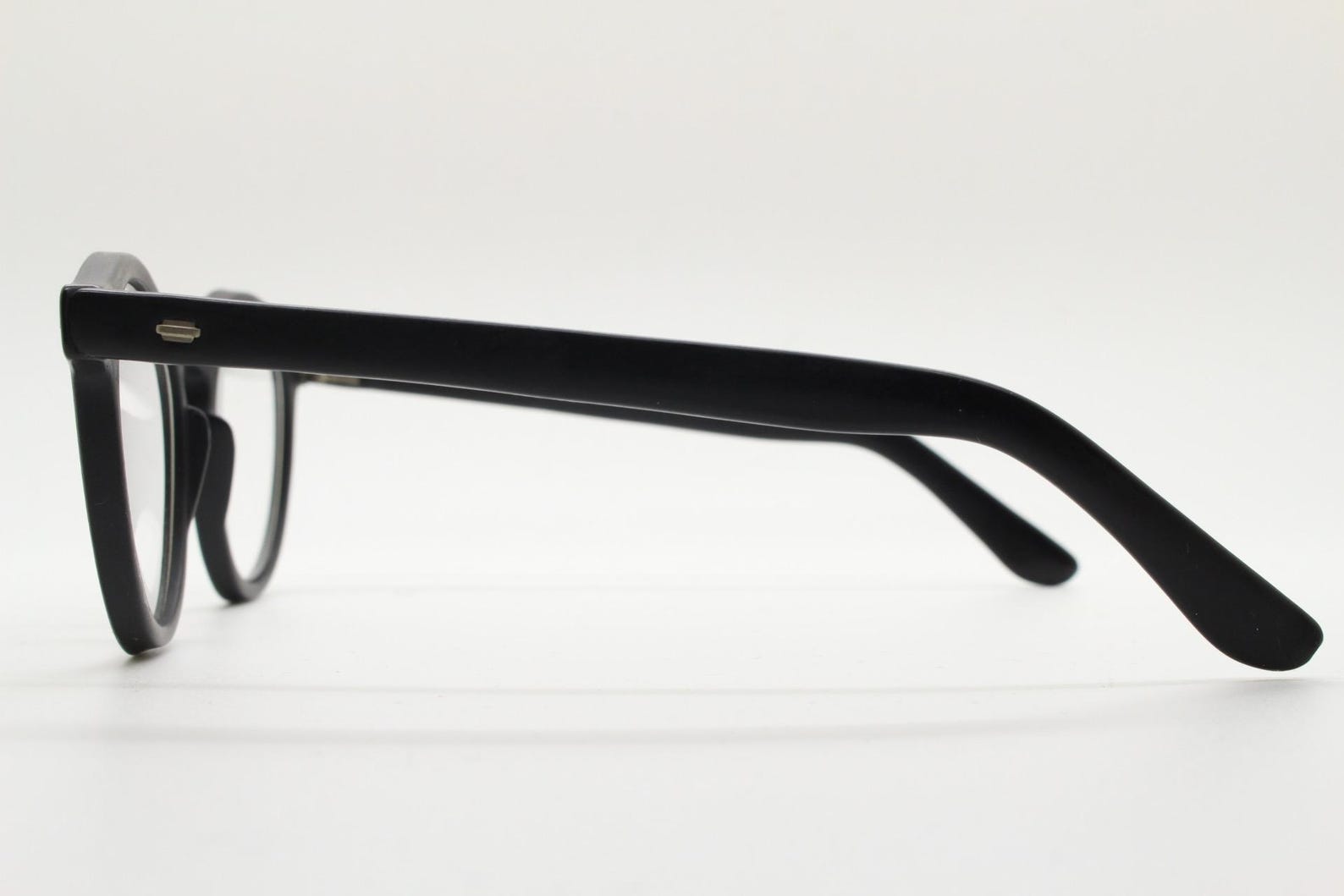 Spectacles Rouned Corner Oliver Smith Round Eye Glasses. Black Matt Finish Optical Frames With ...