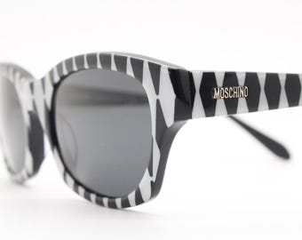 Moschino Mind Bending Op Art Pattern Cateye Sunglasses Made  display picture 3