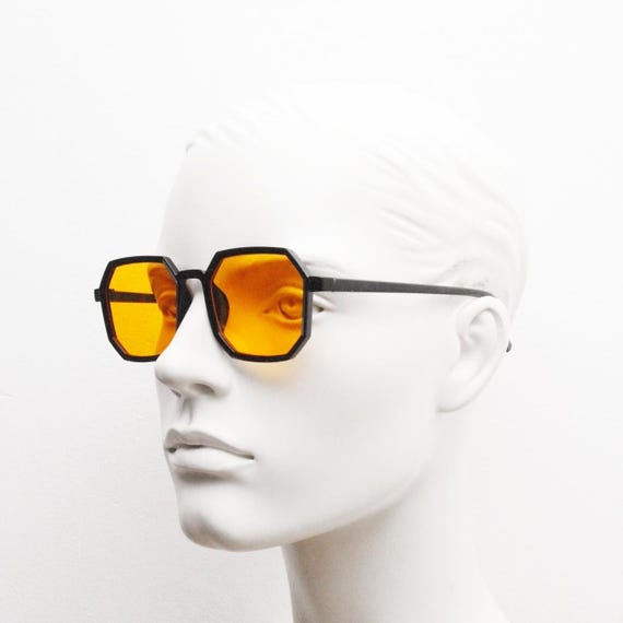 Y2K Vintage Square Aviator Sunglasses. Classic 70s Style  display picture 2