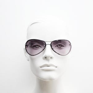 Y2K vintage bug eye aviator sunglasses. Silver chrome metal frame with curved mulberry lenses. Racing aviators. Unused NOS.