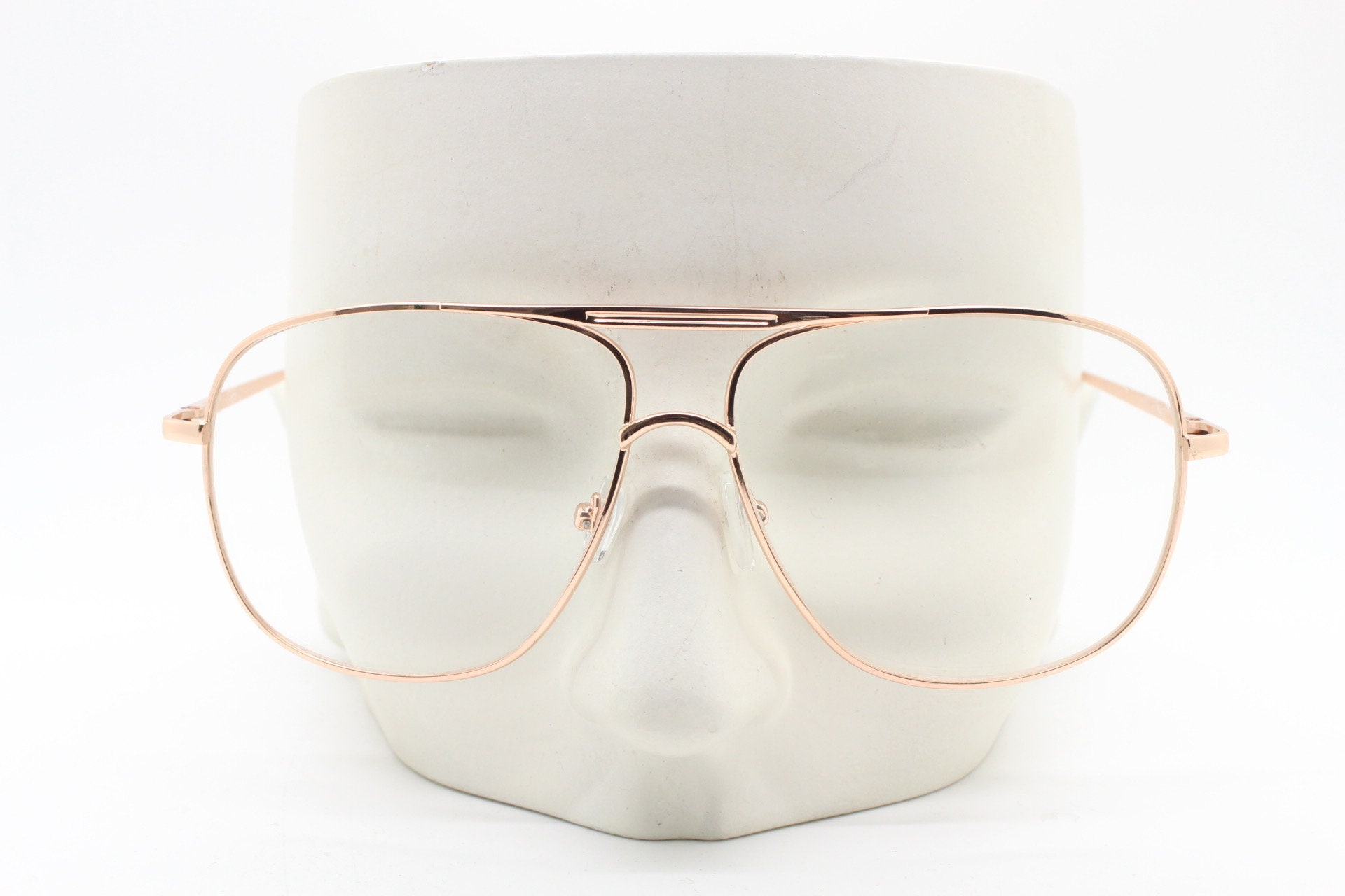 thumbnail image 2 of Men's Square Rose Gold & Faux Wood Frame Sunglasses – Retro Style With UV400 Protection 2 of 6