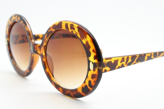 Y2k vintage oversized round sunglasses. Women's b… - image 1