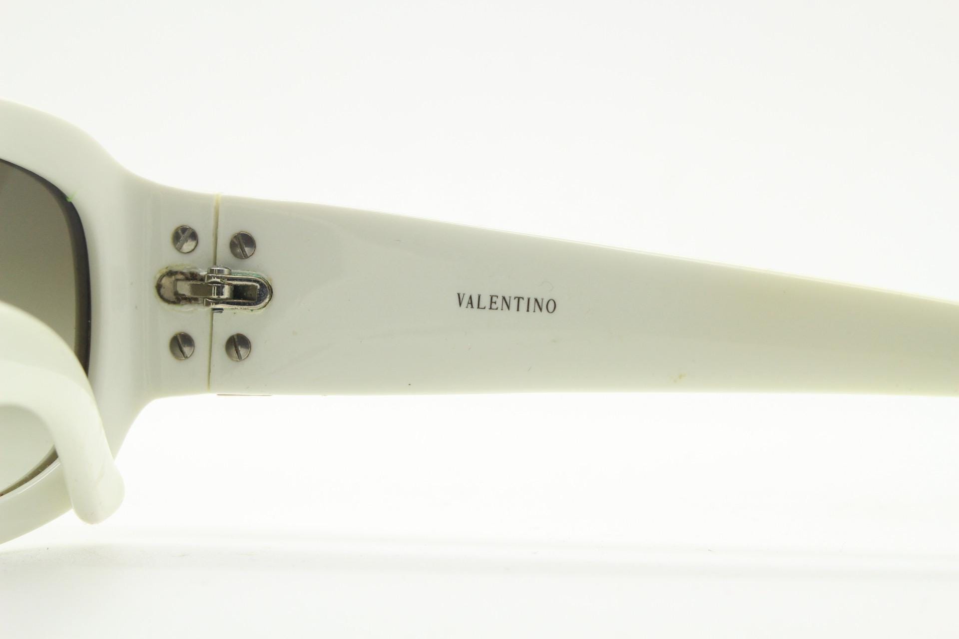 VALENTINO 5142S WAYFARER SUNGLASSES-Vintage Y2K Valentino 5494S 07B78 – Vintage Frames Company main image 2
