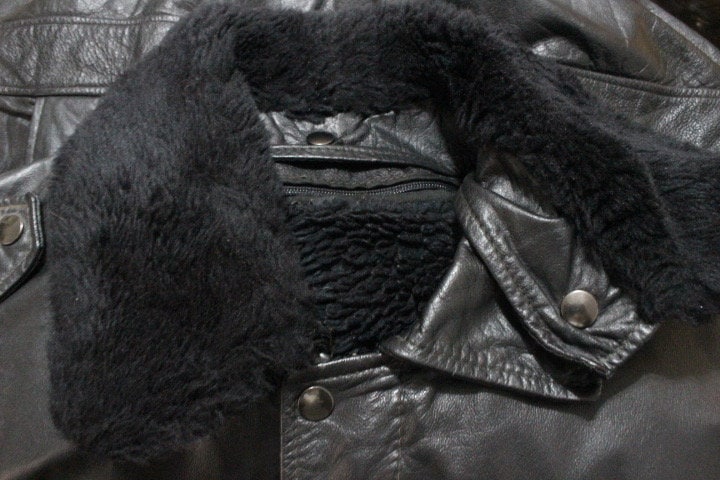 80s Vintage Genuine Leather A2 Flying Jacket. Classic Mens Dark