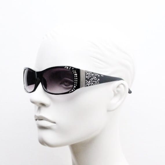 Y2K Vintage Shield Sunglasses With Sparkle Clusters. Black Wrap