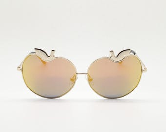 Markus Lupfer for Linda Farrow Gallery gold mirror apple design sunglasses made in Japan. Modern eyewear classic. NOS Y2K vintage