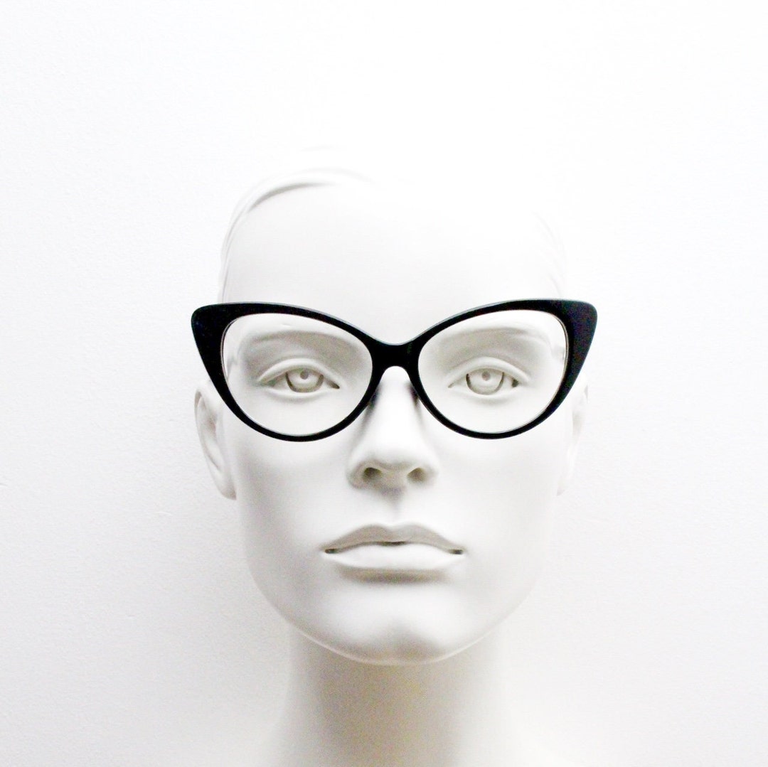 Pointed Cat Eye Glasses. Vintage Black Clear Lens Optical