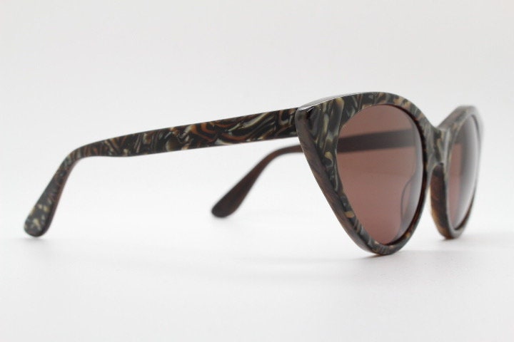 Opening Ceremony Pointed Cateye Sunglasses. Womens Classical  display picture 1