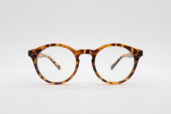 Round frame shop tortoiseshell glasses