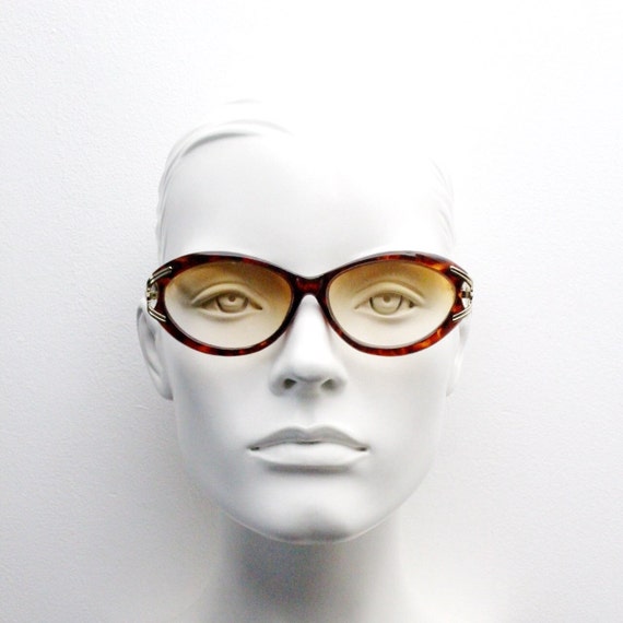 90s vintage oval cateye sunglasses. Womens honey … - image 2