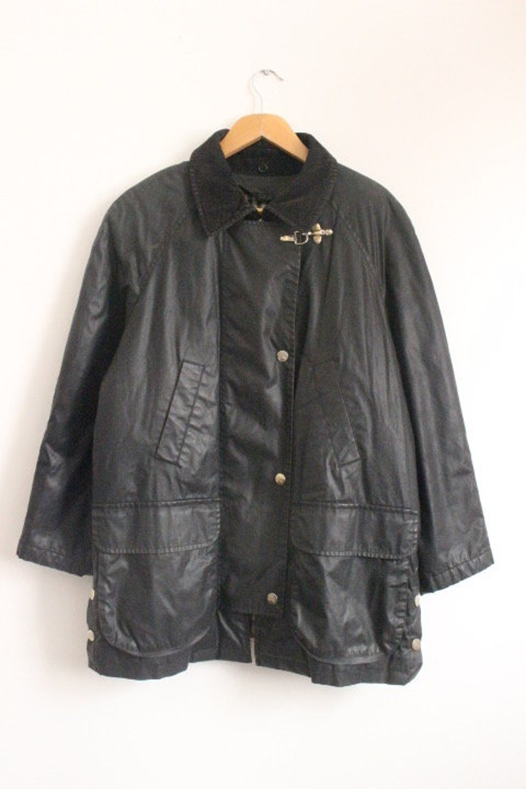 Chaqueta encerada Burberry con cuello de cord n y 4 bolsillos