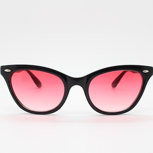 Vintage 90er Jahre Katzenaugen Sonnenbrille. Damen Cateye schwarze Brillenfassung mit zitronengelben Gläsern. 50er Jahre Stil Rockabilly, pin up. Katzenauge