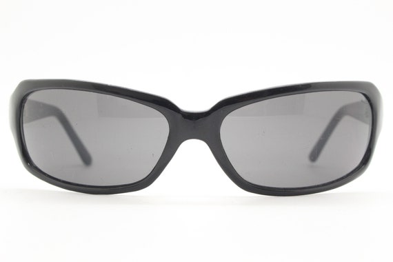 Y2K vintage wrap around sunglasses. Plain black g… - image 5