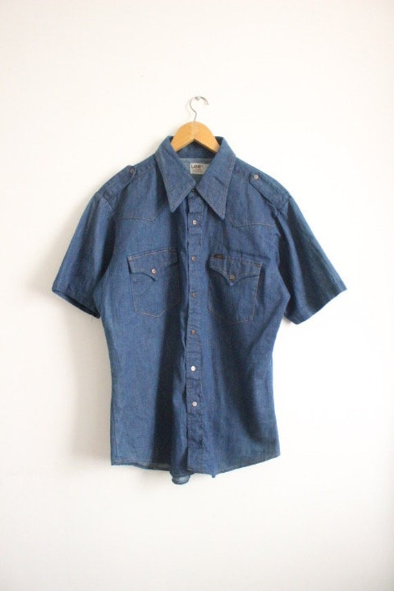LEE 70s Vintage Short Sleeve Mens Shirt. Blue Denim Western Design 