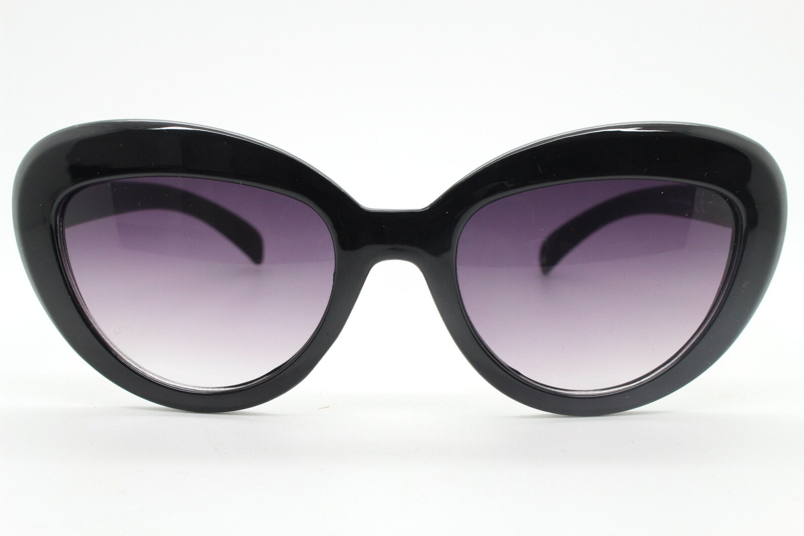 Vintage Y2K oval cat eye sunglasses. 2000s womens solid black Etsy