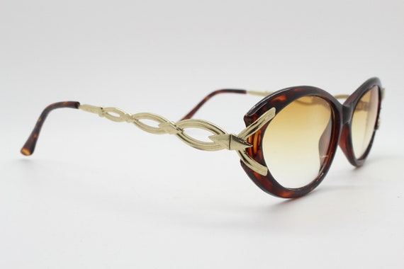 90s vintage oval cateye sunglasses. Womens honey … - image 7