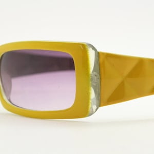 Y2K vintage rectangular shield sunglasses. Low profile canary yellow wrap around frame with quilt effect arms and ombre lenses. NOS. 2000s