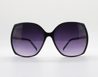 Y2K vintage oversized square sunglasses. Women's big black 70s style frame with ink navy blue lenses. Unused 2000s NOS