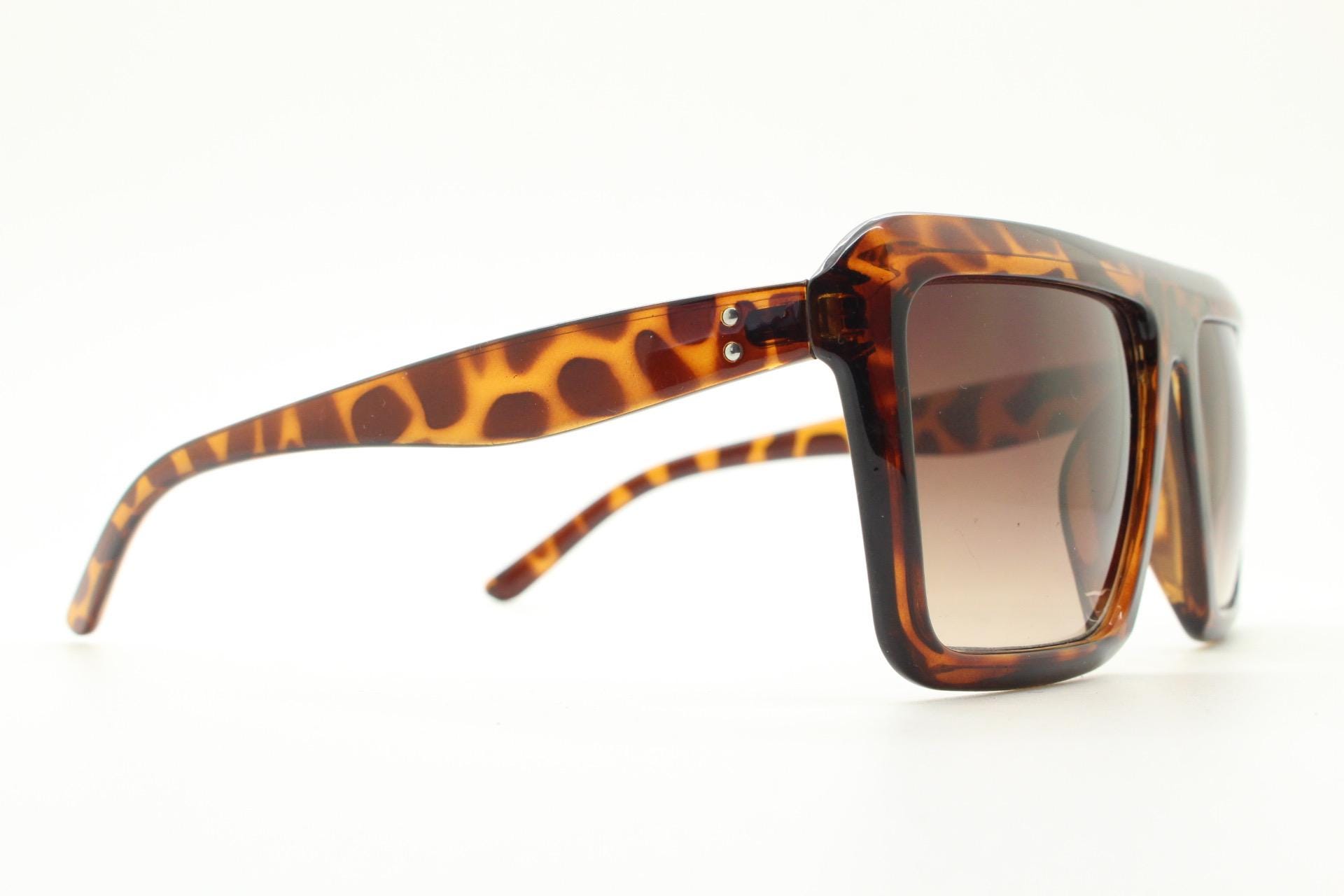 Y2K Vintage Square Flat Top Sunglasses. 2000 display picture 1