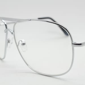 Y2K vintage square aviator glasses. Mens 70s style silver chrome frame with clear lenses. Unused NOS aviators