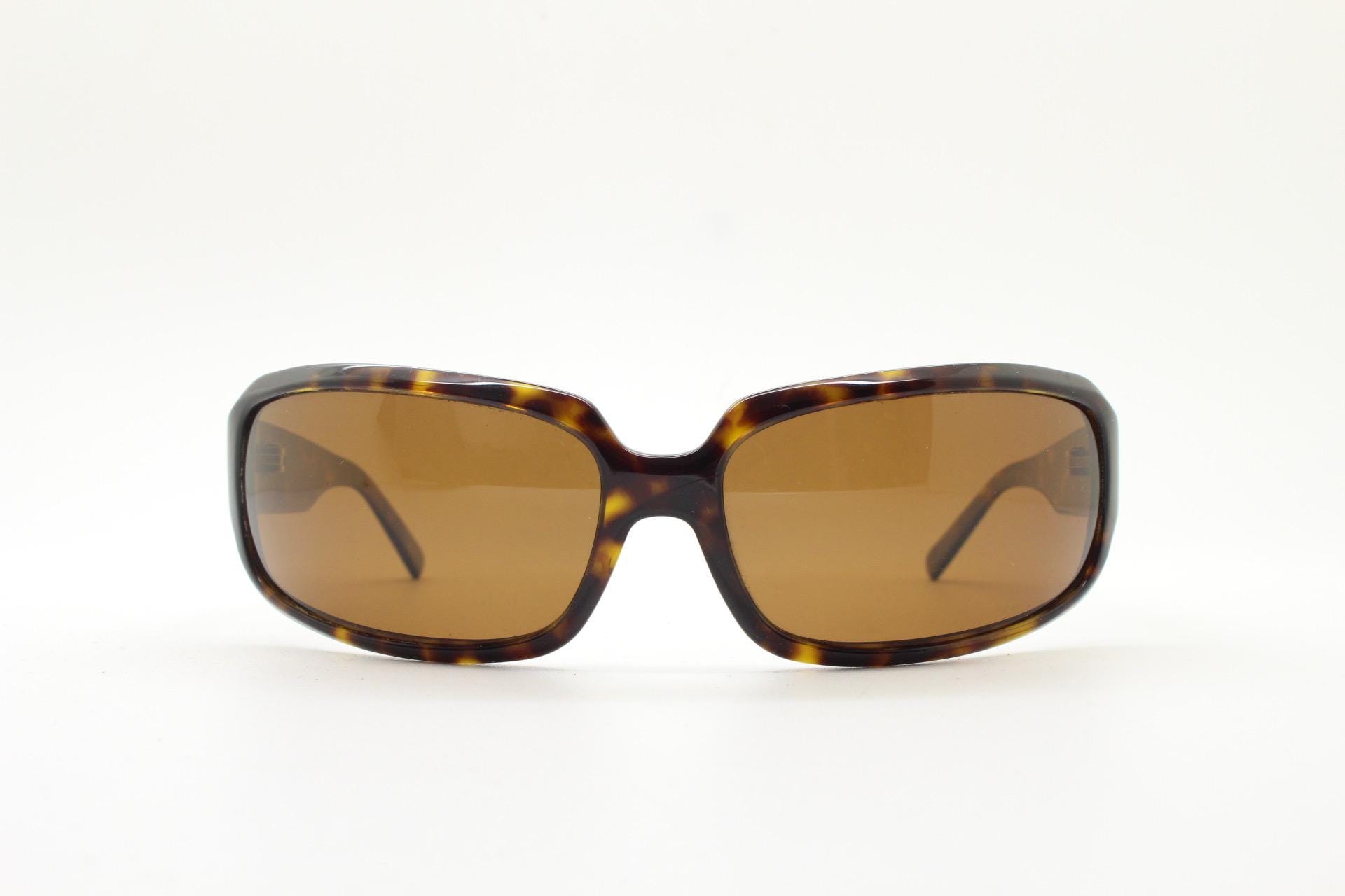 Oliver Peoples Vintage Y2K Wrap Around Sunglasses Model