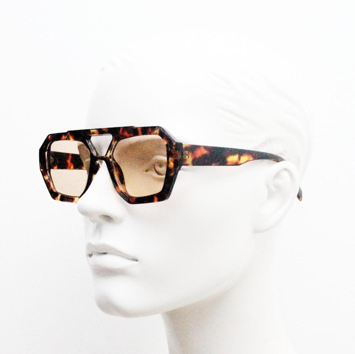 Knotwtr by Obi Nwankwo Tortoise Shield Sunglasses NIB Luxe Square Y2K Futuristic Women main image 4