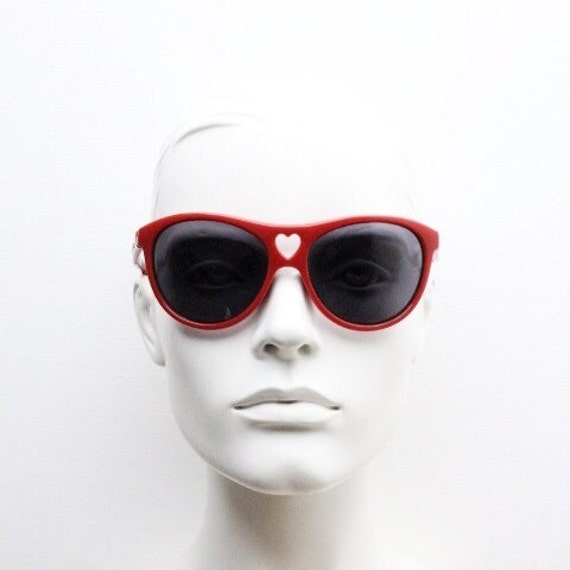 Moschino Oversized Y2K Vintage Sunglasses. Characteristic  display picture 2