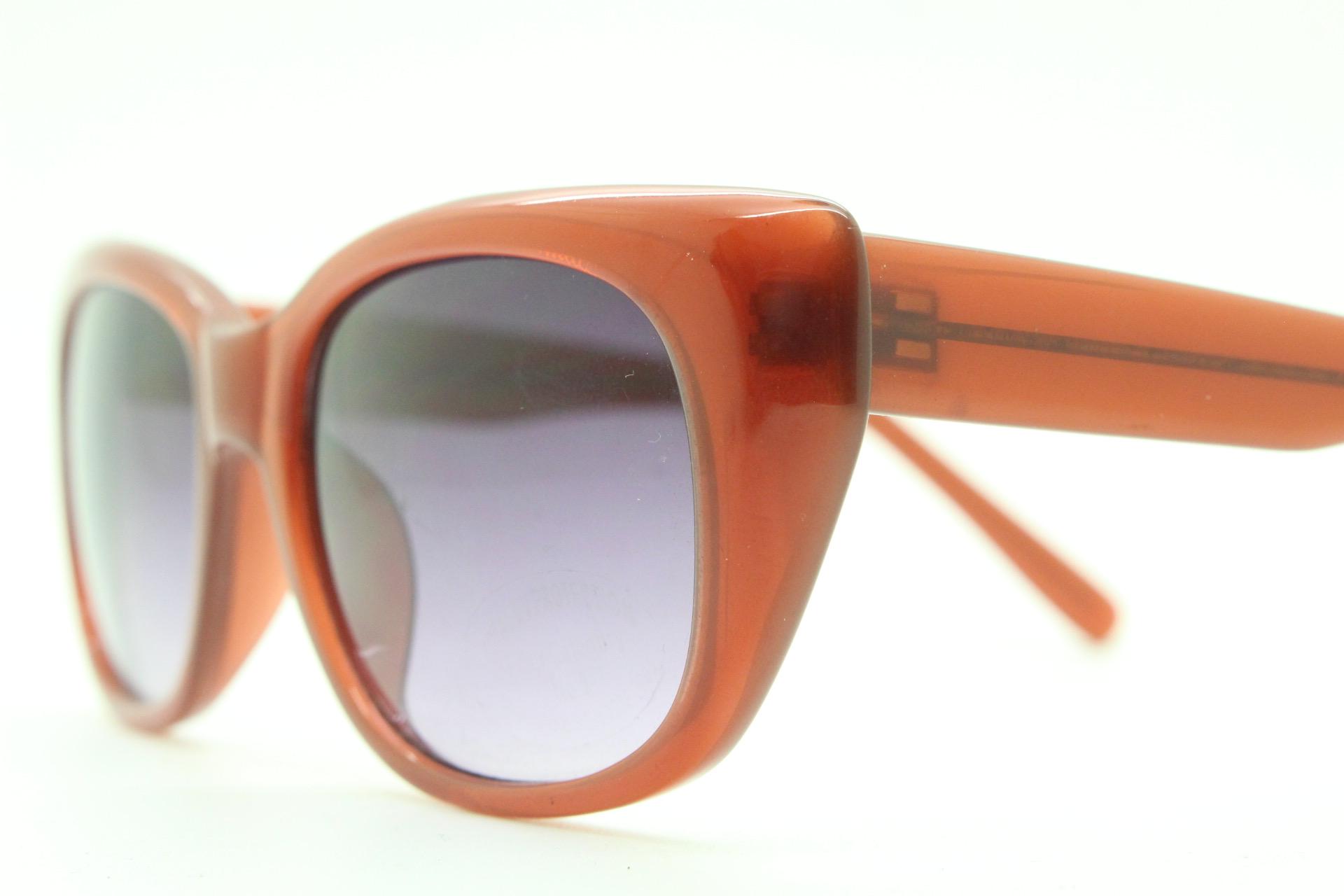 Vintage 90s Rectangular Cat Eye Sunglasses. Womens 
